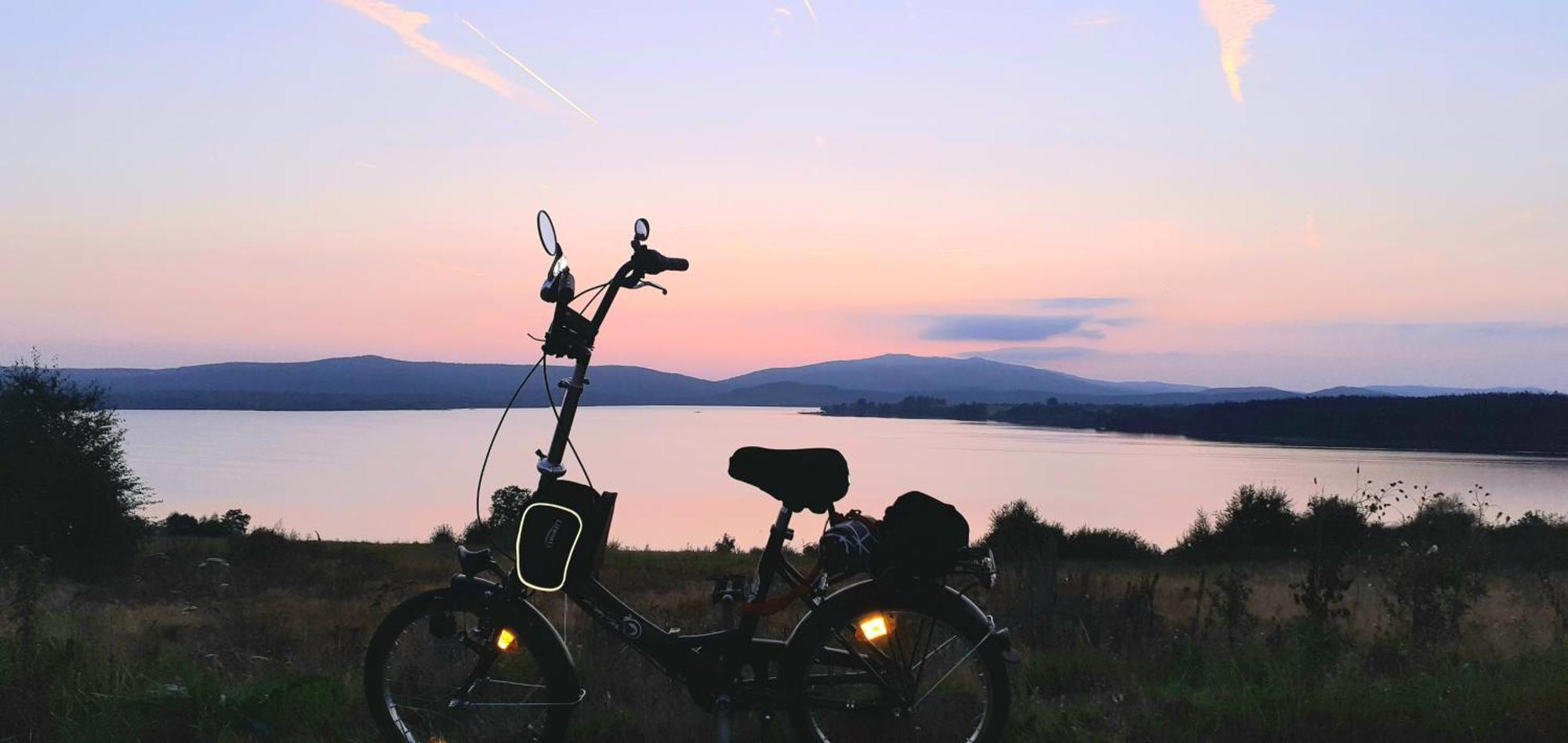 Apartman U Lipna, Pro Cyklisty, Motorkare 弗林布尔克 外观 照片